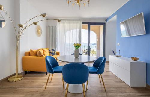 Casa Vacanze Maddalena - Palazzetto sul Lago - Diamante Blu - Foto 31