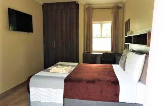 2 Bedroomed Apartment With En-suite and Kitchenette - 2067 - Foto 16