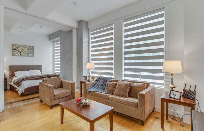 Stylish Deluxe 1BR At HWH by Oneluxstay - Foto 16