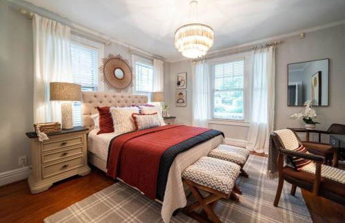 Elizabeth Bungalow, Fenced Yard, Fireplaces, Grill - Foto 52