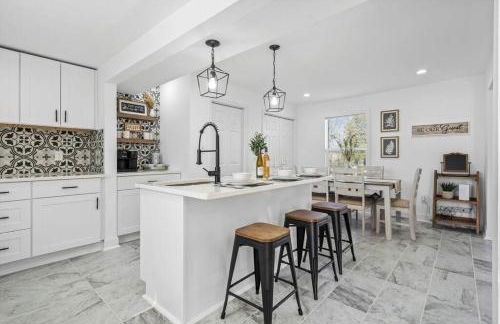 Newly Renovated Modern Farmhouse - Foto 29