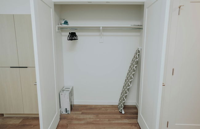 NEW Downtown SLC Apt l KING Bed l City View - Photo 5