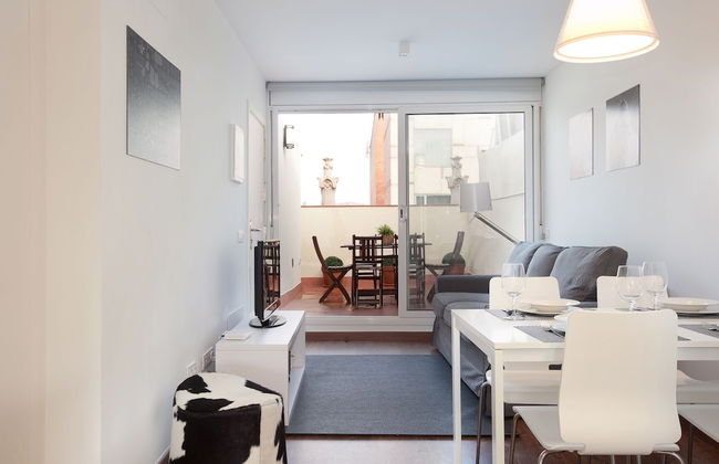 AB Montjuic - Photo 28