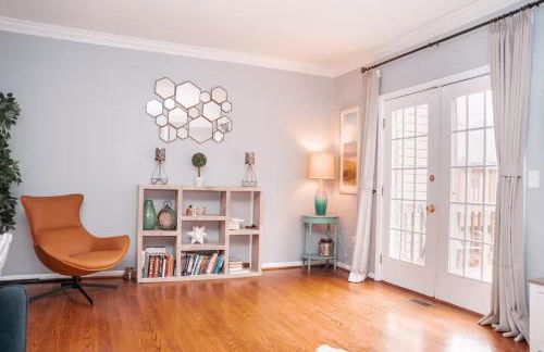 Cozy Springfield Townhome , WIFI , Pet Friendly - Foto 38