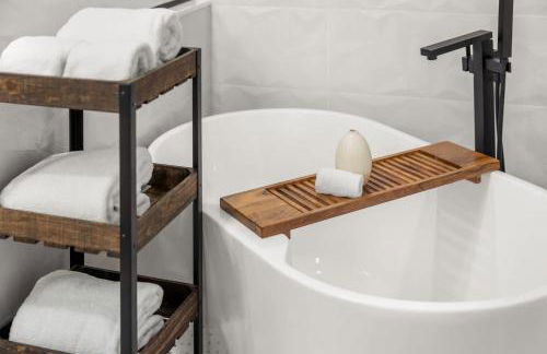 Modern Cactus Home - Luxe with Spa-baths Pool & Firepit - Foto 58