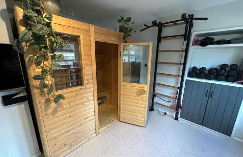 Luxury 3 bed cottage with Sauna, Chobham, sleeps 6 - Foto 4