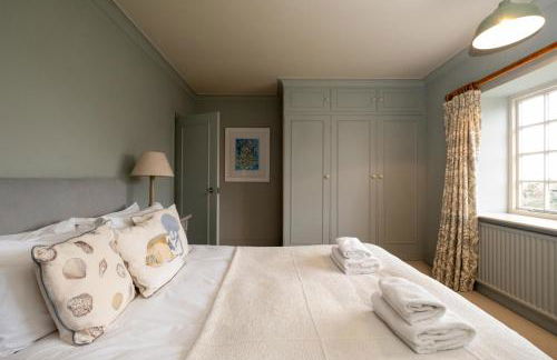 3 The Coastguards, Thorpeness - Only a stones throw from the Beach and very close to famous boating Meare, Country Club and Golf Club - Aldeburgh Coastal Cottages - Foto 26