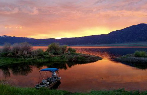 Rustic Trailer Rental on the Shores of Bridgeport Reservoir, California - Photo 13