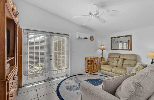 5239 Avenida Navarra in Village - Foto 10