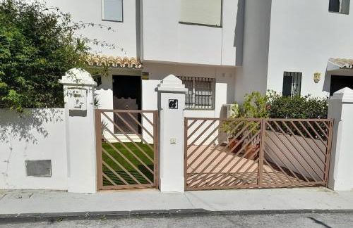 Townhouse in San Pedro- Private Garden, Golf, Beach, Pool - Photo 51