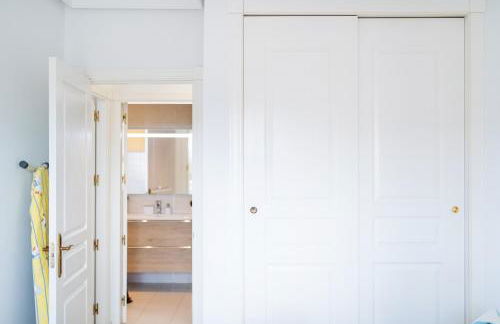 Marina Azul Ático junto al Mar en Salobreña con Parking Gratis - Foto 53