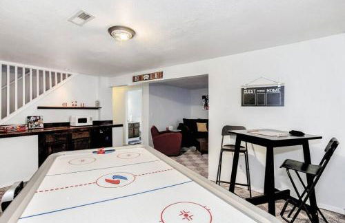 WOW! Spacious Retreat & amazing yard 2400+4bd/3bth - Foto 3