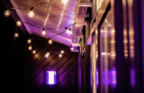 The Acacia, Luxury with Private Balcony & Two Parking Spaces - Foto 24