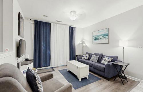 1600 Long Grove - Photo 1