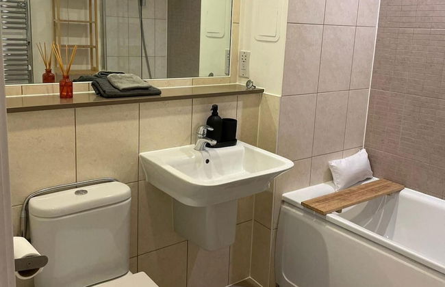 Cosy one Bedroom With Roof Terrace - London Charm - Foto 3