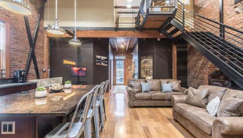 736 1/2 A Main Street - Foto 1