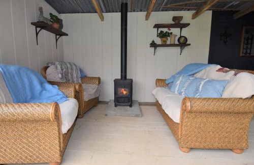 1 Bed in Rhydowen 85415 - Photo 3