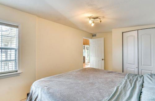 Fish and Boat on Lake of the Ozarks Waterfront Home - Foto 10