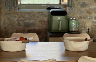 Anemoessa Stone House - Foto 17