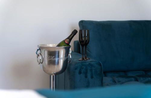 Lit Living - Luxury House - Box Spring - Parking - Exclusive Kitchen - Foto 63