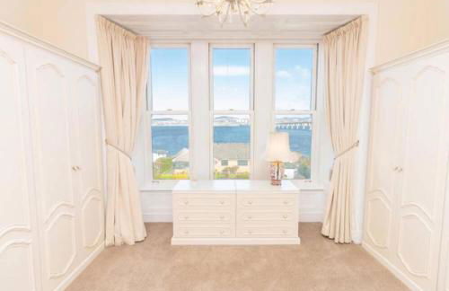 Riverview Upper Apartment - Foto 1