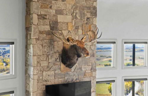 West Cabin- Yellowstone Family Retreat- Sled Hill - Foto 17