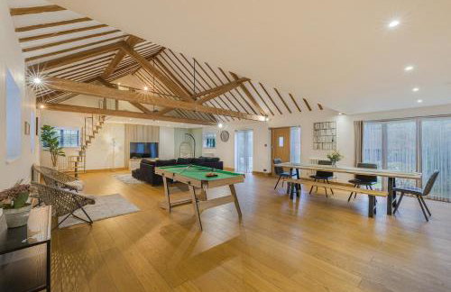 Barn with Hot Tub, Pool Table & Pizza Oven - Foto 10