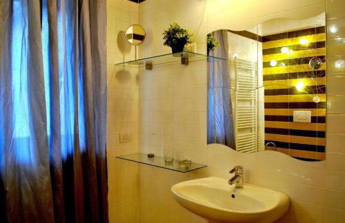 Attico Con Grande Terrazza vista Lago - Foto 22