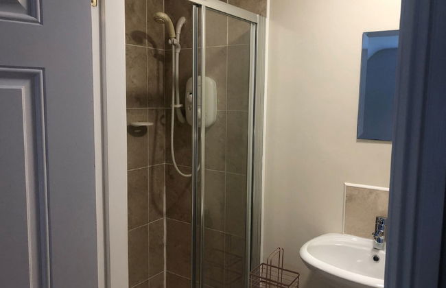 3 bedroom House in Nenagh with garden - Photo 12