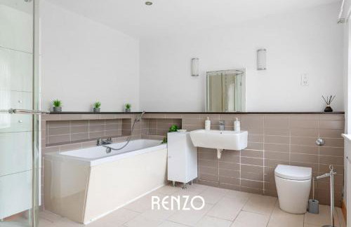 Vibrant 2-bed Home in Nottingham by Renzo, Free Driveway Parking, Sleeps 6! - Foto 24