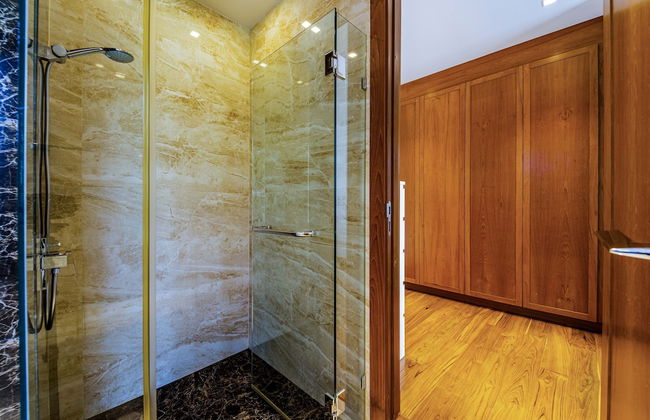 Luxury Mansion On Golf Course - BMG5 - Foto 70