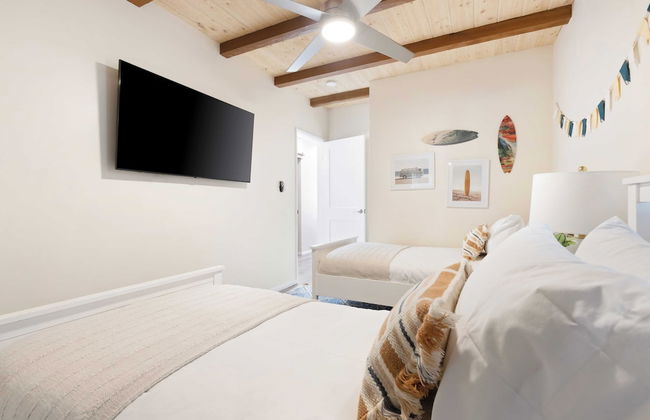 Mission Point 2 by Avantstay Mission Beach Home w/ Large Balcony Steps to Beach! - Photo 15