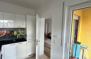 Modern & Elegant 2-Room Apartment - Foto 8