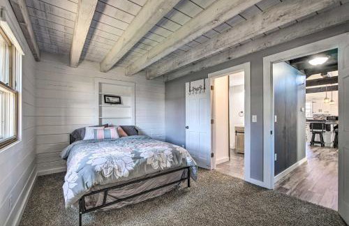 Spacious Massillon Log Cabin with Fire Pit! - Foto 24