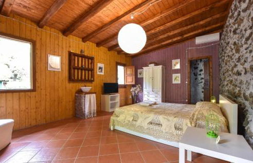Lovely Home In Santa Venerina With Wifi - Foto 31