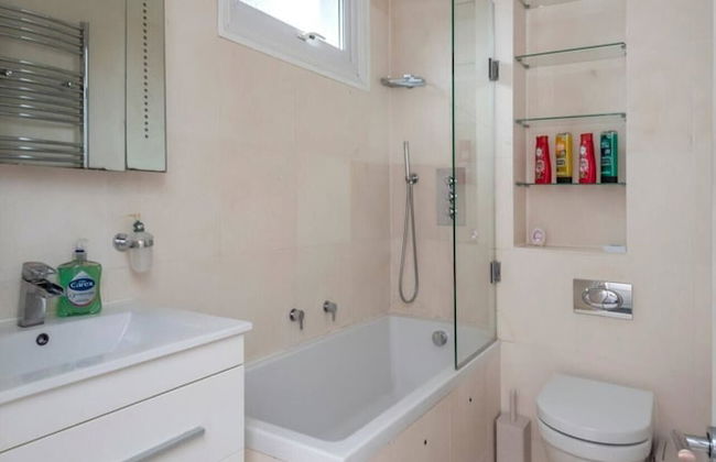 Ground Floor Apartment - Private Garden - Foto 14