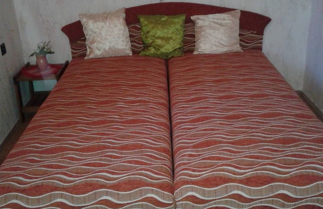 A Whole Holiday House With a Garden in Fonyód for 2-10 Persons - Foto 2