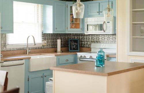 Grandma's Cottage at Garrison Farmstead near Greensburg KY - Foto 7