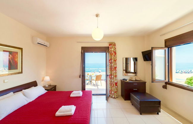 Beachfront Villa Avra With Private Swimming Pool - Foto 22