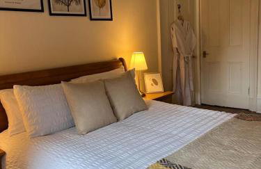 Victorian 3 BR main door flat, King size beds , large rooms - Foto 17