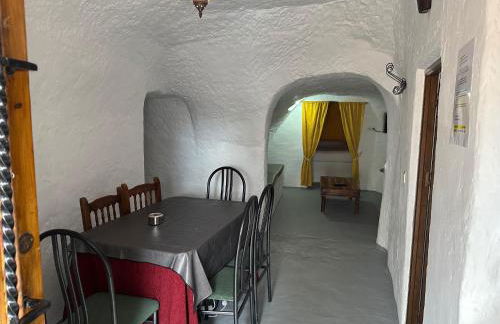 Alojamientos CUEVAS TIANA - Photo 39