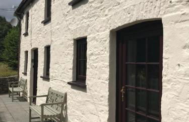 Cobblers Cottage in Brecon Beacons - Photo 2