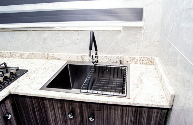 Furnished Studio Apartment in a Secure and Serene Part of Ibadan - Foto 9