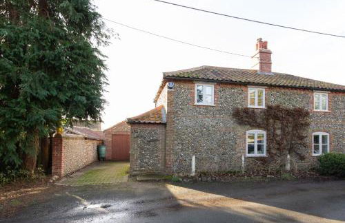 The Flints - Photo 20