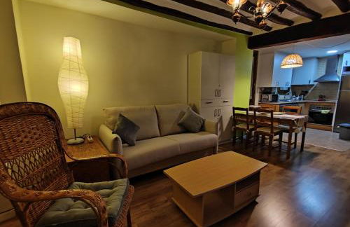 Casa Pilar situada en la capital del Somontano - Foto 2