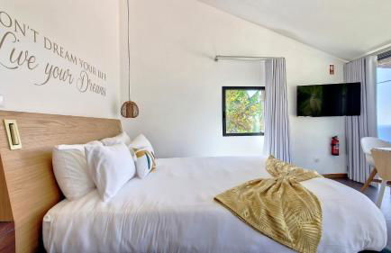 Serenity Valley Escape by LovelyStay - Photo 11