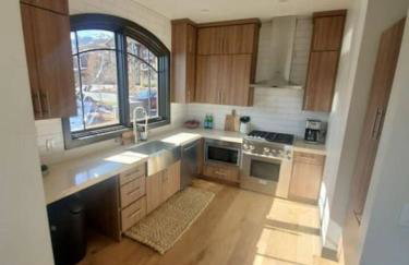 Spectacular Mountain views Year round - Photo 13