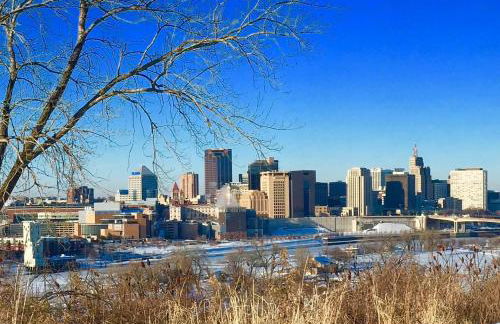 Stunning city views guesthouse - Photo 3