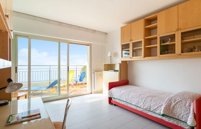 2 bedroom Apartment in Ventimiglia - Photo 10
