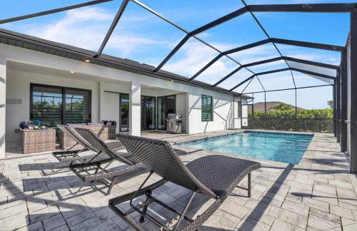 Cape Coral Oasis - Pool & Bintelli Golf Cart - Foto 7